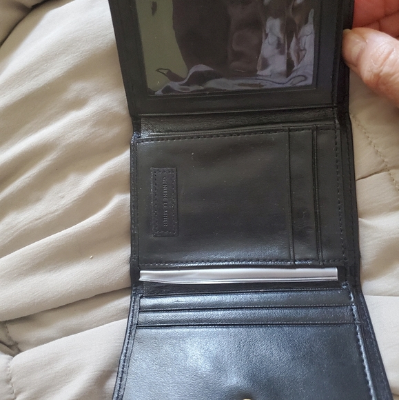 Wallet - Picture 2 of 6